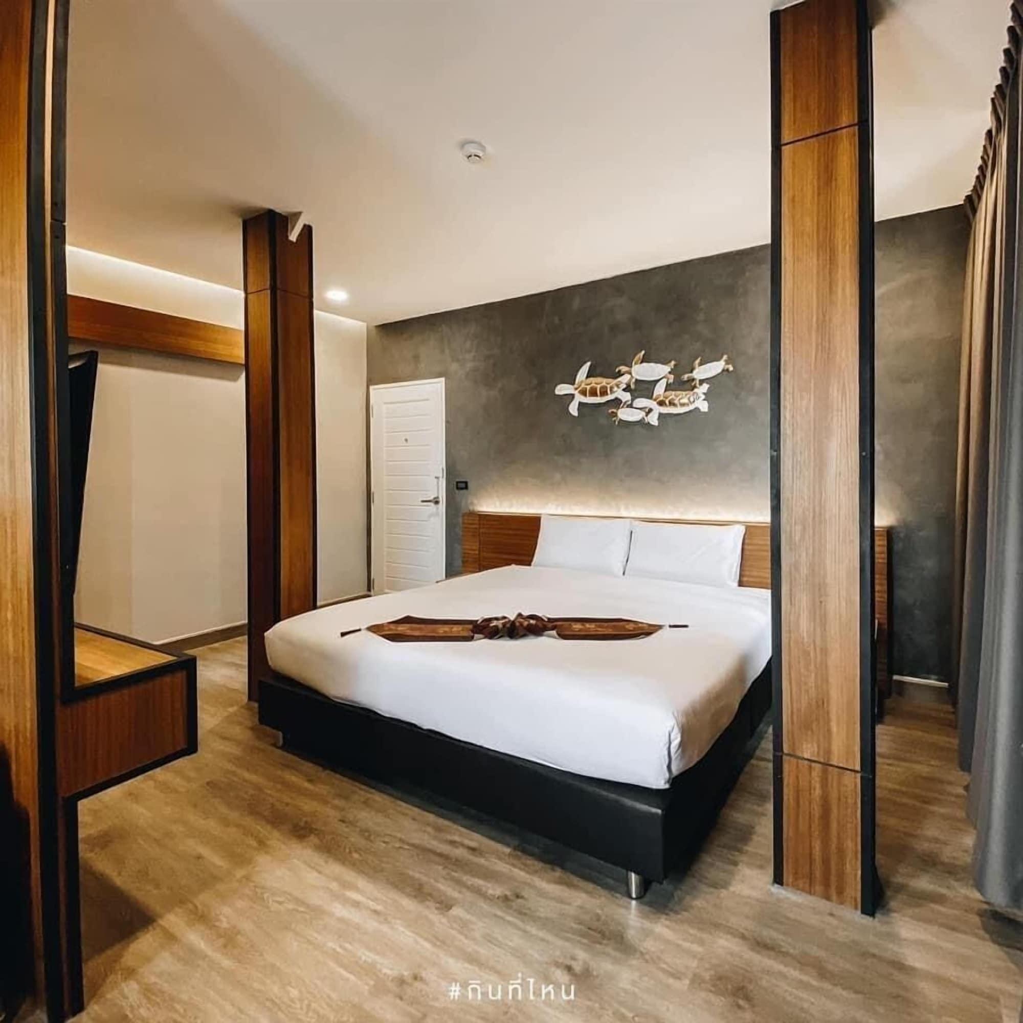 פאטאיה Sureena Hotel מראה חיצוני תמונה