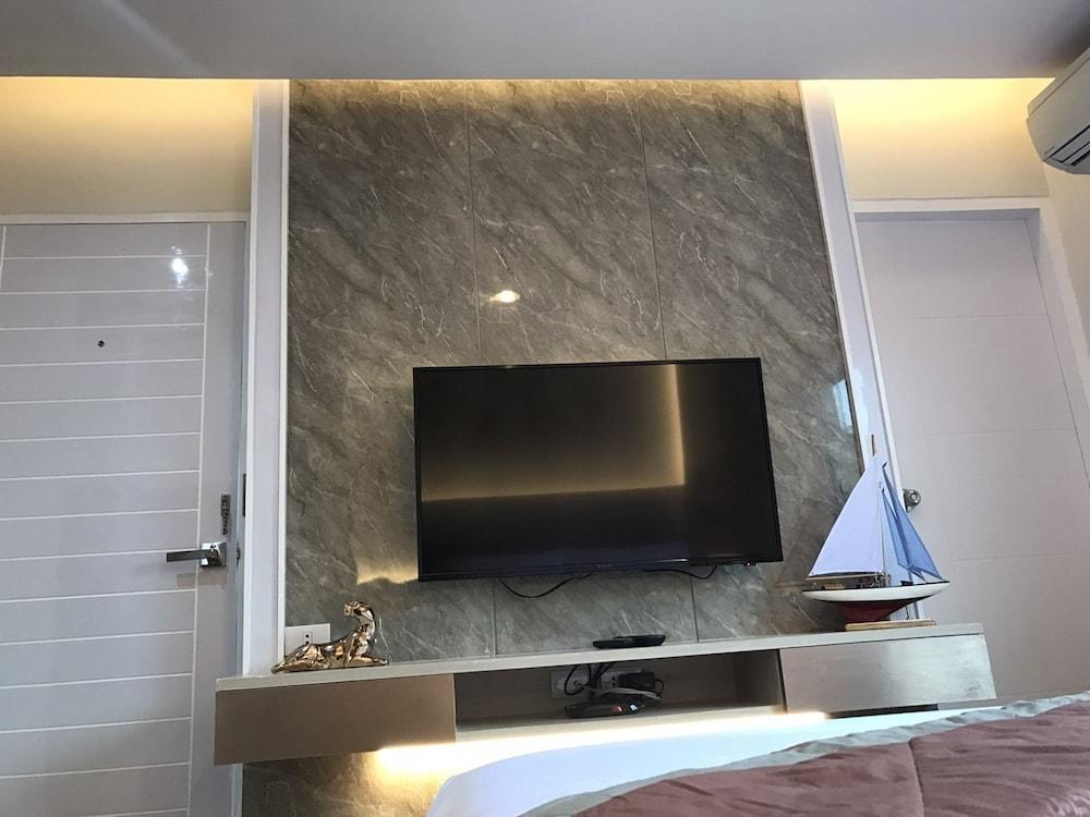 פאטאיה Sureena Hotel מראה חיצוני תמונה