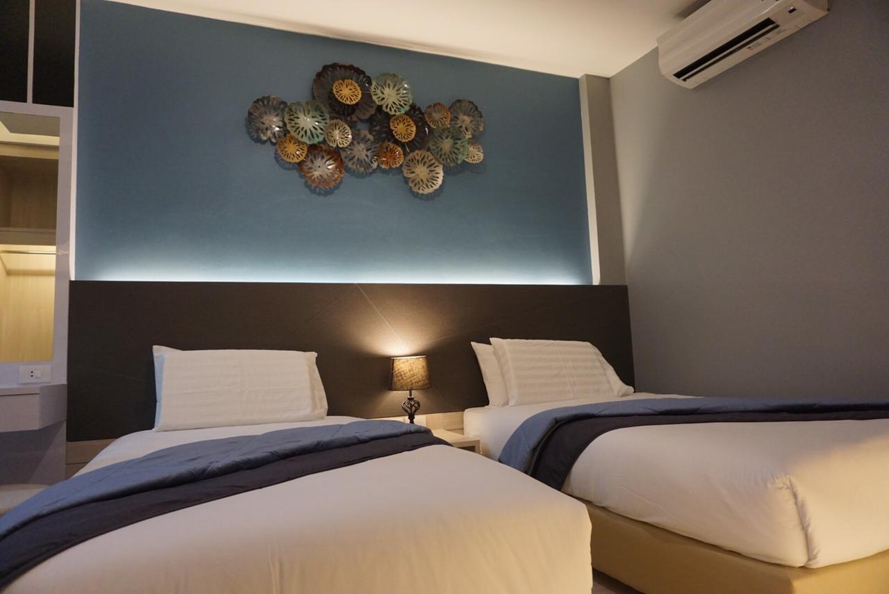 פאטאיה Sureena Hotel מראה חיצוני תמונה