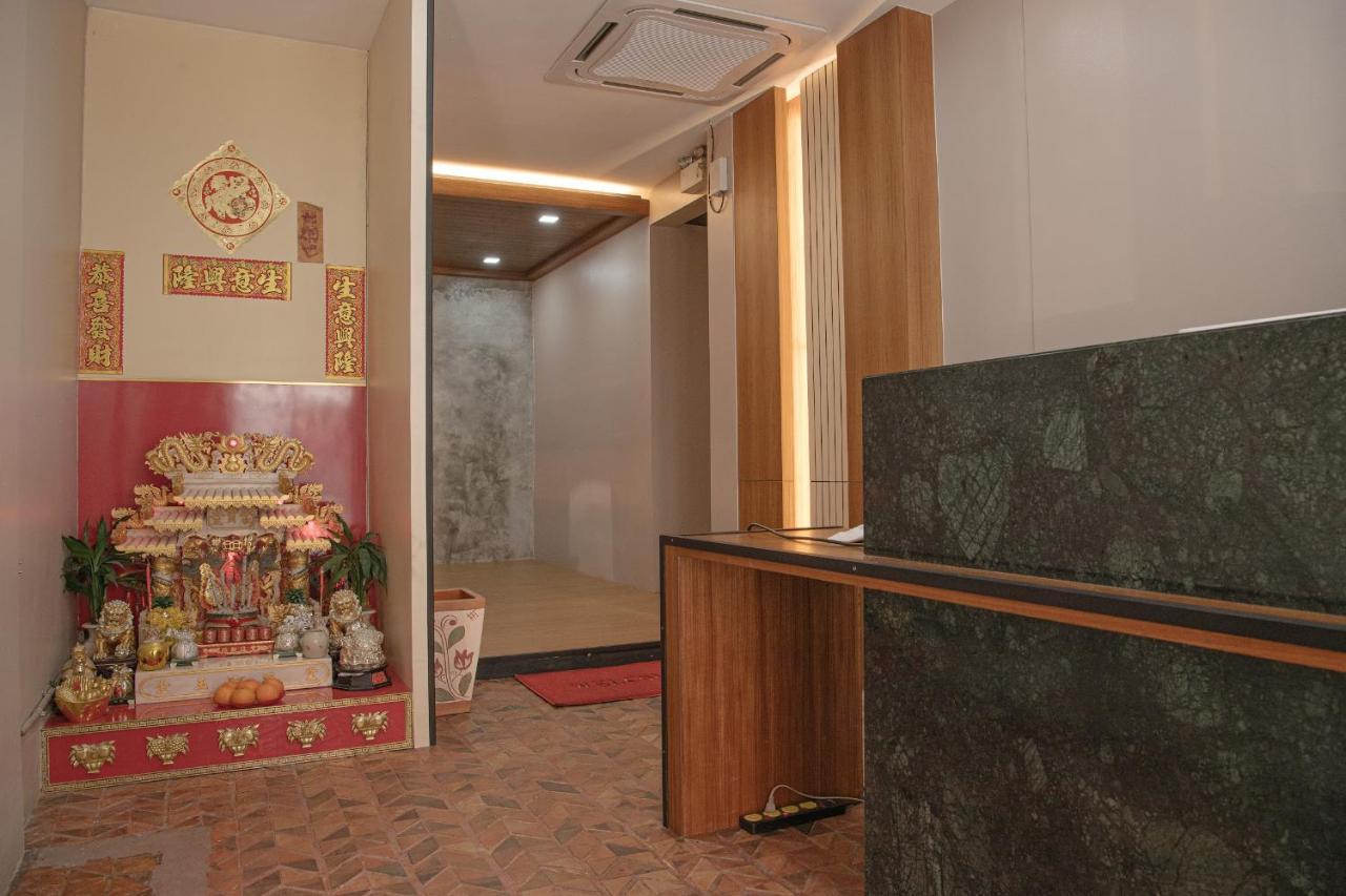 פאטאיה Sureena Hotel מראה חיצוני תמונה